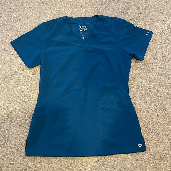 Scrub Set - Picture 2 of 6